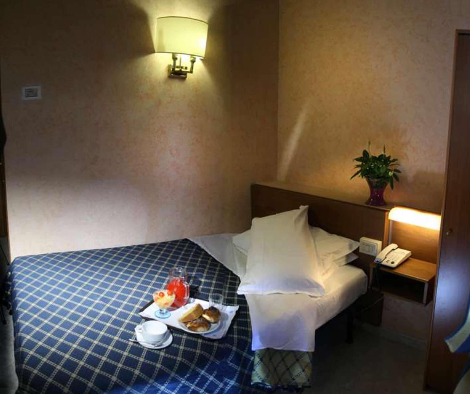 Hotel Salaria Řím Exteriér fotografie